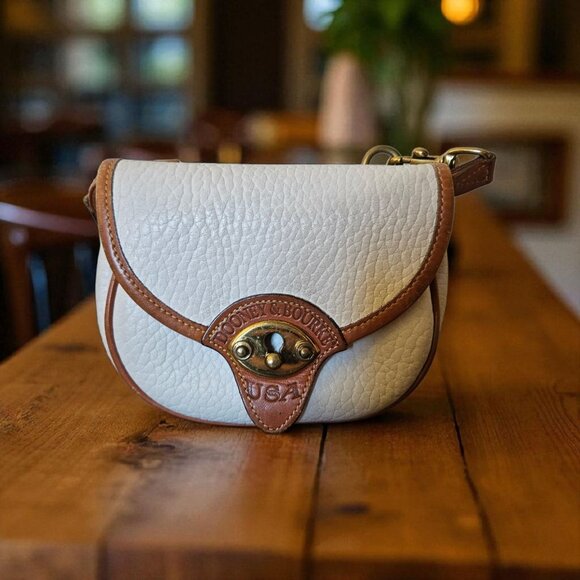 Vintage Dooney & Bourke All-Weather Leather Calvary Saddle Bag White Crossbody - Picture 1 of 16